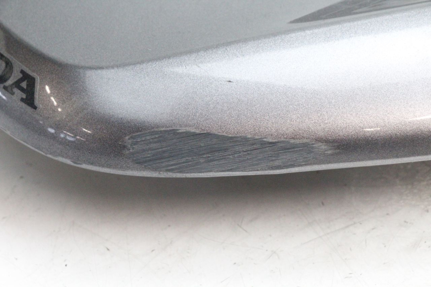 photo de CARENADO TRASERO CONEXION SUPERIOR HONDA PCX (JF28) 125 (2009 - 2011) - Otra perspectiva