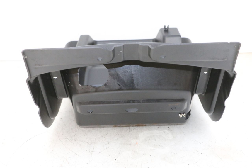 photo de CARENADO TRASERO CONEXION SUPERIOR LIGIER PULSE 3 1 (2014 - 2020) - Otra perspectiva