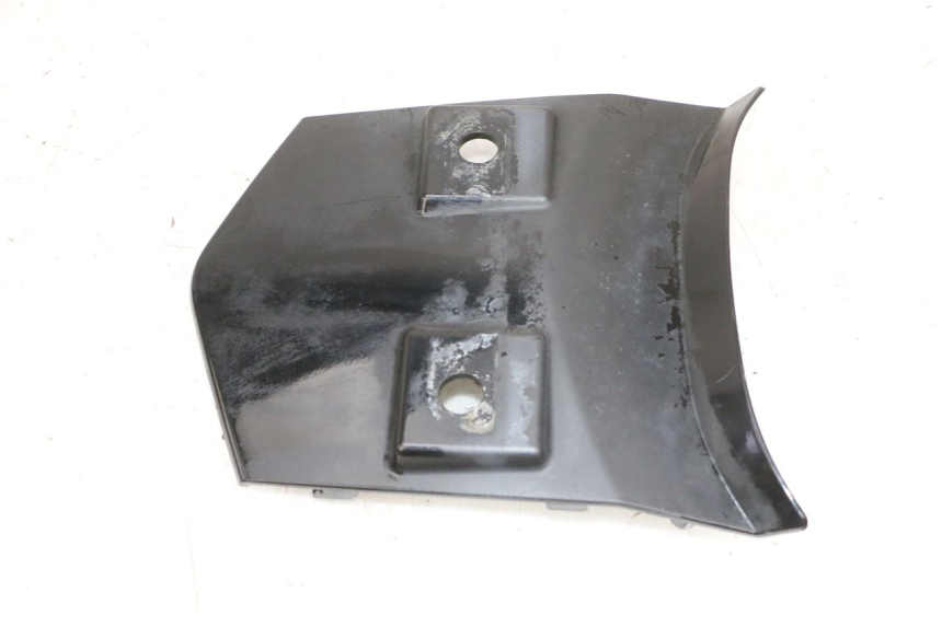 photo de CARENADO TRASERO CONEXION SUPERIOR DAELIM S1 125 (2007 - 2016) - Otra perspectiva