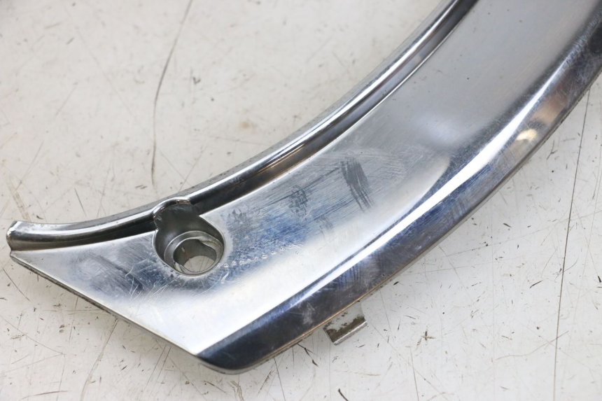 photo de JUNTA CARENADO TRASERO SUPERIOR PEUGEOT SATELIS 125 (2006 - 2009) - Zoom estado de uso