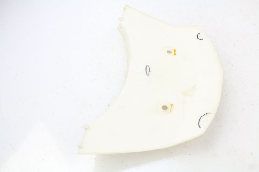 photo de CARENADO TRASERO CONEXION SUPERIOR RAZZO STEED 125 (2012 - 2018) - Detalle de la pieza