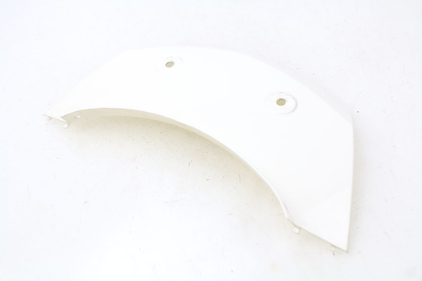 photo de CARENADO TRASERO CONEXION SUPERIOR RAZZO STEED 125 (2012 - 2018) - Detalles de los puntos de fijación