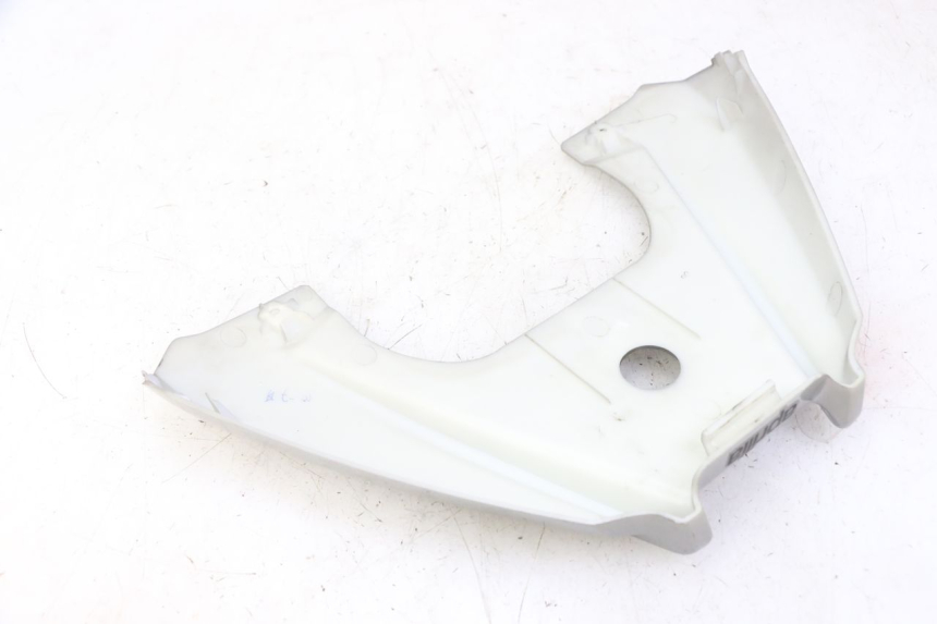 photo de JUNTA CARENADO TRASERO SUPERIOR APRILIA SXR 50 (2021 - 2023) - Zoom estado de uso