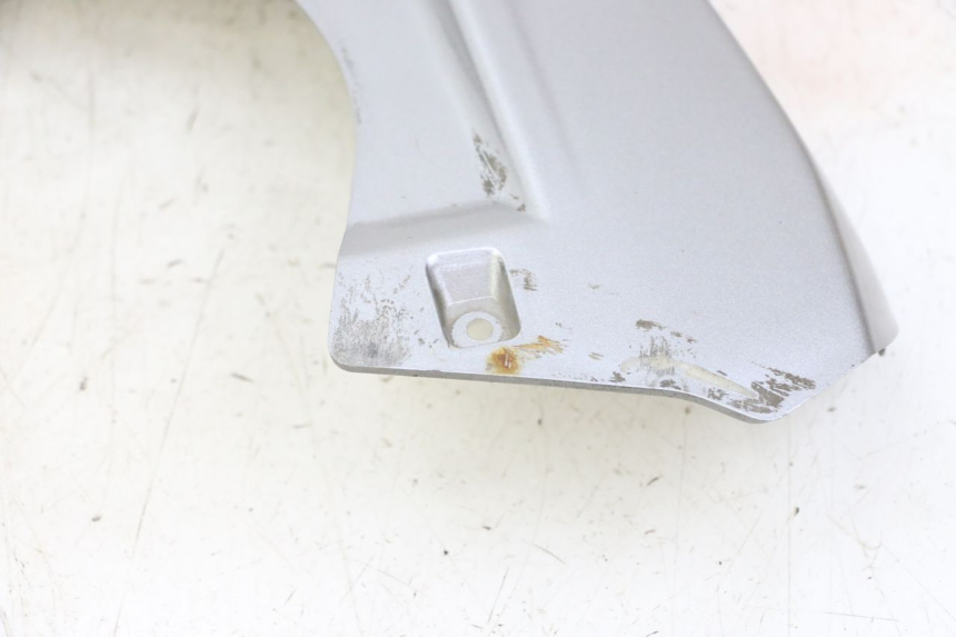 photo de JUNTA CARENADO TRASERO SUPERIOR APRILIA SXR 50 (2021 - 2023) - Otra perspectiva