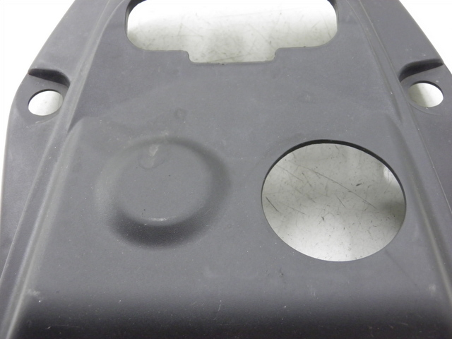 photo de CARENADO TRASERO CONEXION SUPERIOR SYM ORBIT 2 4T 50 (2008 - 2017) - Detalles de los puntos de fijación