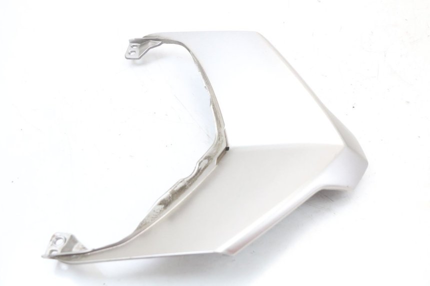 photo de JUNTA DE CARENADO TRASERO SUPERIOR YAMAHA XMAX X-MAX ABS 125 (2017 - 2020) - Detalle de la pieza