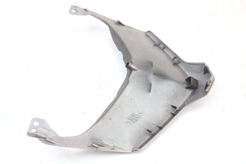 photo de JUNTA DE CARENADO TRASERO SUPERIOR YAMAHA XMAX X-MAX ABS 125 (2017 - 2020) - Vista general del producto