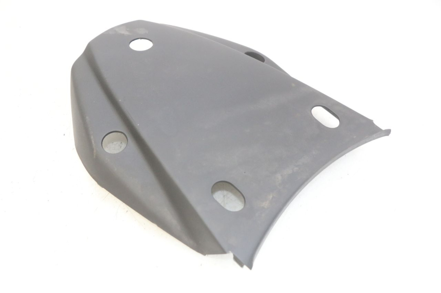 photo de JUNTA DE CARENADO TRASERO SUPERIOR SYM X-PRO 4T 50 (2014 - 2021) - Primer plano técnico