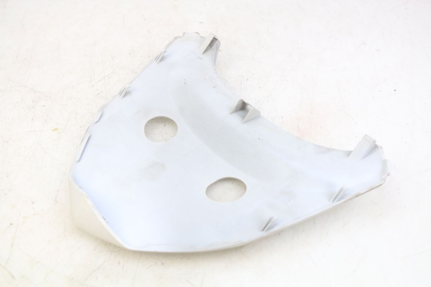 photo de JUNTA DE CARENADO TRASERO SUPERIOR KYMCO X-TOWN XTOWN 125 (2016 - 2021) - Zoom estado de uso