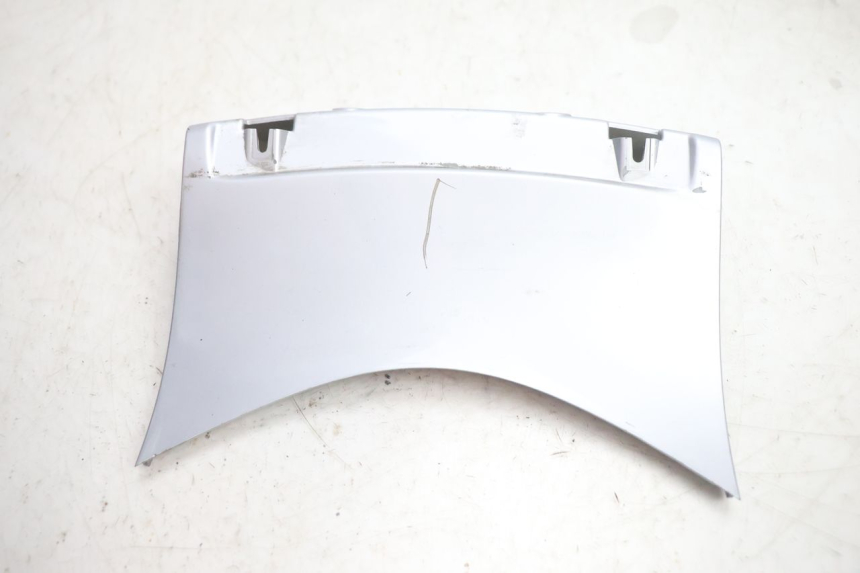 photo de CARENADO TRASERO CONEXION SUPERIOR PIAGGIO X8 STREET 125 (2006 - 2007) - Detalle de la pieza