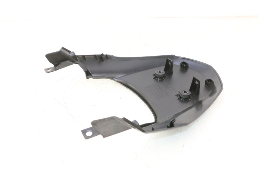 photo de CARENADO TRASERO CONEXION SUPERIOR HONDA XLV VARADERO 125 (2007 - 2012) - Zoom estado de uso