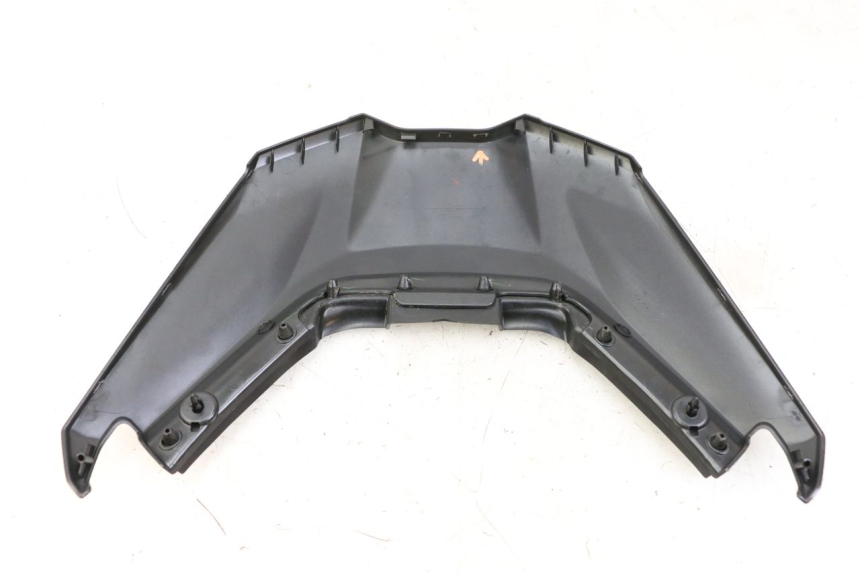 photo de CARENADO TRASERO CONEXION SUPERIOR YAMAHA YP T-MAX TMAX 530 (2017 - 2020) - Zoom estado de uso