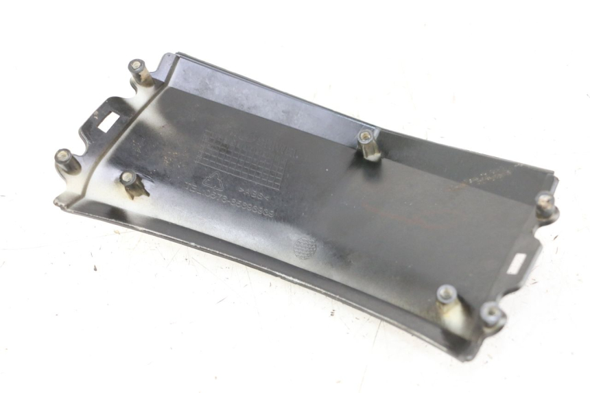 photo de CARENADO TRASERO CONEXION TNT MOTOR BOSTON 4T 50 (2018 - 2025) - Detalle de la pieza