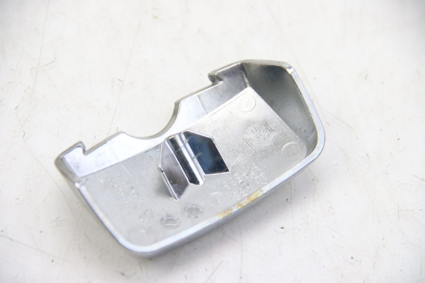 photo de UNIóN DE CARENADO TRASERO. PIAGGIO VESPA GTS SUPER IE 125 (2009 - 2016) - Zoom estado de uso