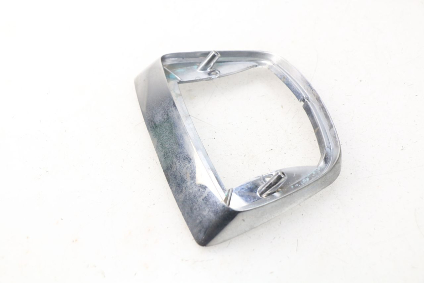 photo de CARENADO TRASERO CONEXION PIAGGIO VESPA LX IE 125 (2010 - 2012) - Zoom estado de uso