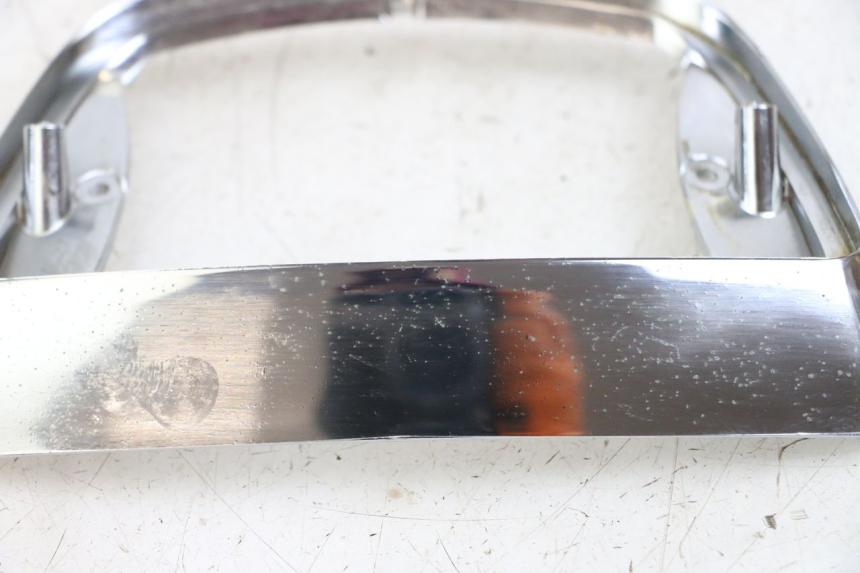 photo de Unión de carenado trasero PIAGGIO VESPA LX 125 (2005 - 2010) - Otra perspectiva