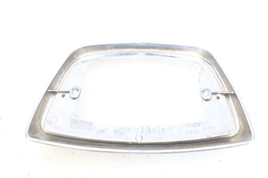 photo de JUNTA DE CARENAJE TRASERO PIAGGIO VESPA S 2T 50 (2007 - 2014) - Otra perspectiva