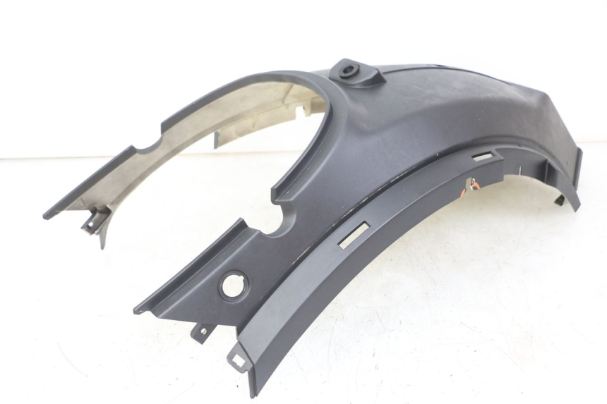 photo de CARENADO TRASERO CONEXION JM MOTORS VX 125 (2022 - 2025) - Primer plano técnico