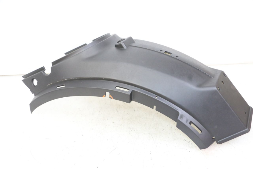 photo de CARENADO TRASERO CONEXION JM MOTORS VX 125 (2022 - 2025) - Detalles de los puntos de fijación