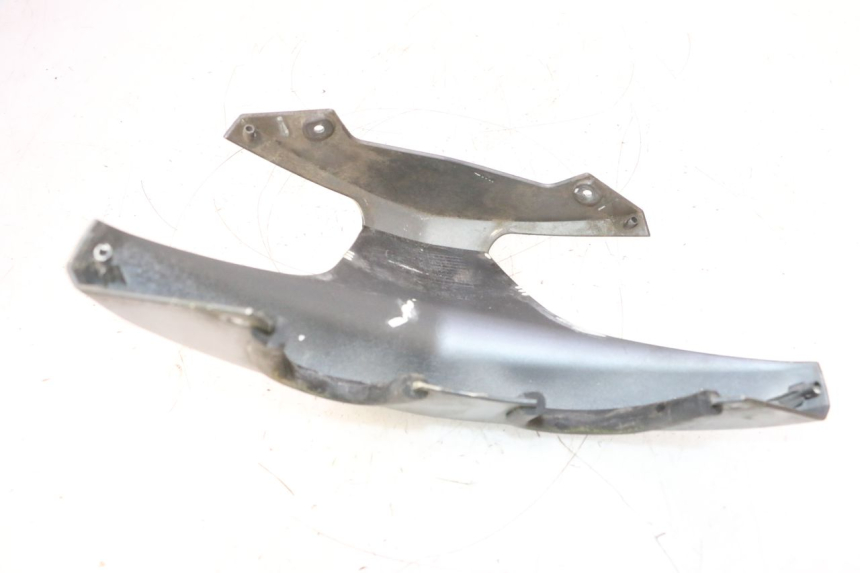 photo de UNIóN DE CARENADO TRASERO YAMAHA X-MAX XMAX 125 (2010 - 2013) - Detalles de los puntos de fijación