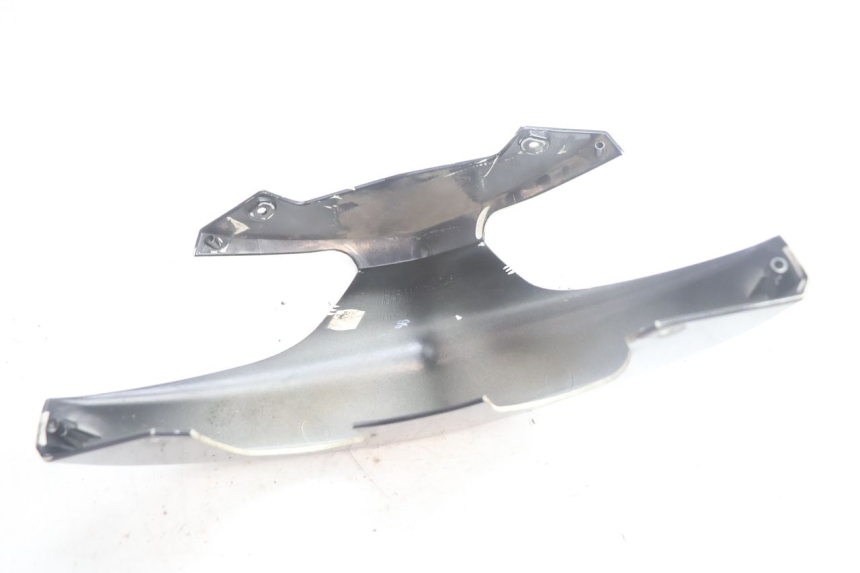 photo de UNIóN DE CARENADO TRASERO YAMAHA X-MAX XMAX 125 (2010 - 2013) - Detalles de los puntos de fijación