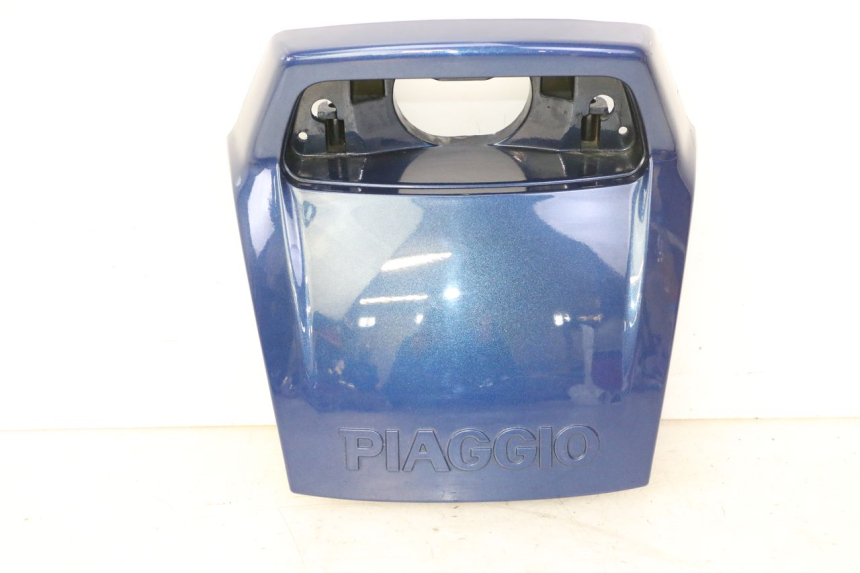 photo de UNIóN DE CARENADO TRASERO. PIAGGIO X9 EVOLUTION 125 (2003 - 2007) - Primer plano técnico