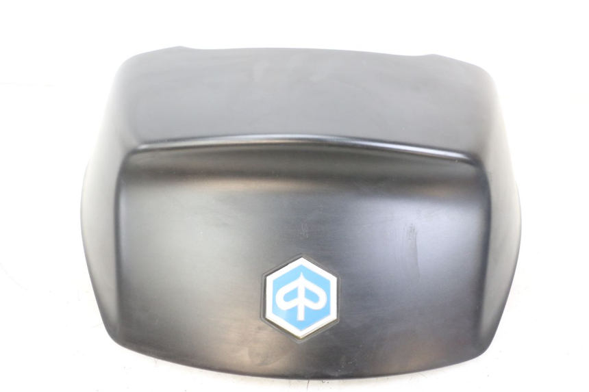 photo de UNIóN DE CARENADO TRASERO. PIAGGIO XEVO - X EVO 125 (2007 - 2017) - Estado de la superficie y material