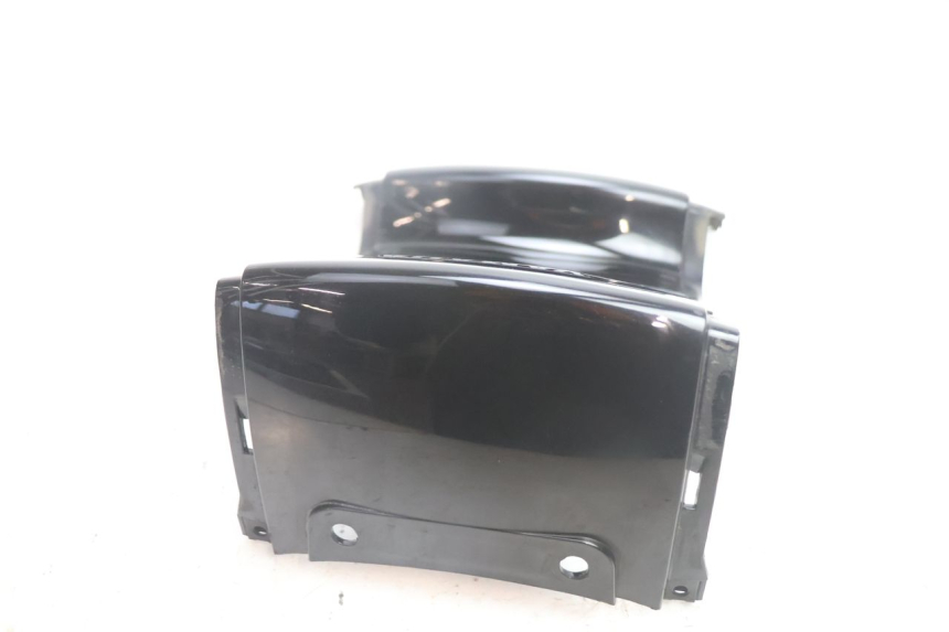 photo de CARENADO TRASERO CONEXION YAMAHA YP MAJESTY 125 (2002 - 2006) - Primer plano técnico