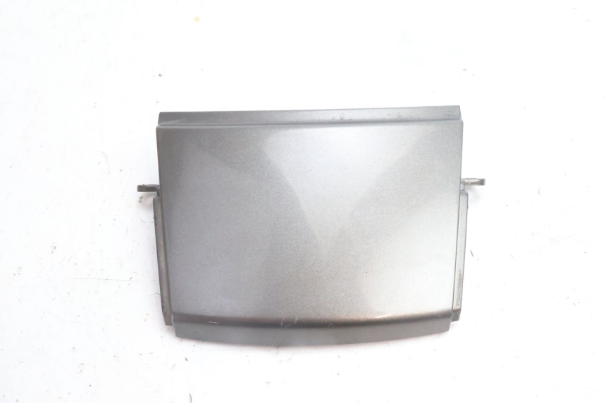 photo de CARENADO TRASERO CONEXION KAWASAKI ZZR 600 (1995 - 2004) - Otra perspectiva