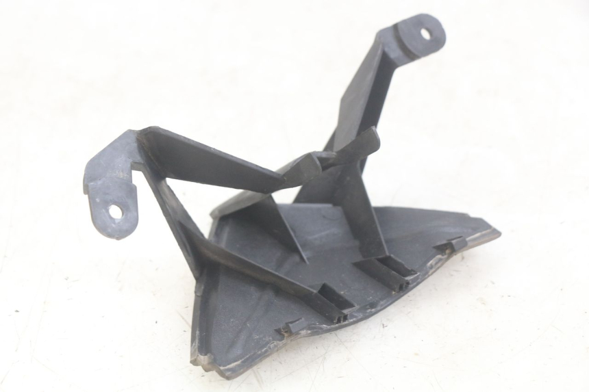 photo de JUNTA DE CARENAJE DELANTERO NECO ALEXONE 125 (2017 - 2024) - Otra perspectiva