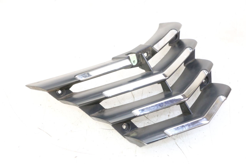 photo de JUNTA DE CARENAJE DELANTERO PEUGEOT CITYSTAR 50 (2013 - 2017) - Primer plano técnico