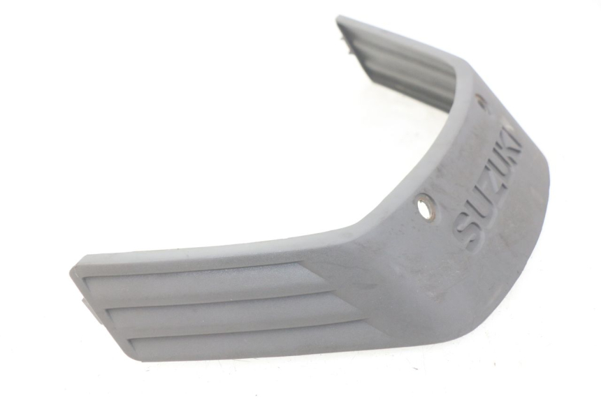 photo de JUNTA DE CARENAJE DELANTERO SUZUKI CP 80 (1985 - 1996) - Primer plano técnico