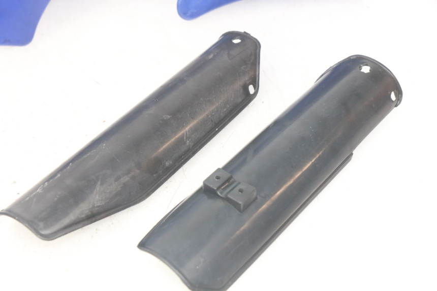 photo de JUNTA DE CARENAJE DELANTERO LONCIN DIRT BIKE 125 - Vista general del producto