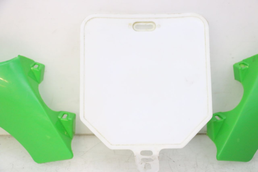 photo de JUNTA DE CARENAJE DELANTERO LONCIN DIRT BIKE 125 - Primer plano técnico