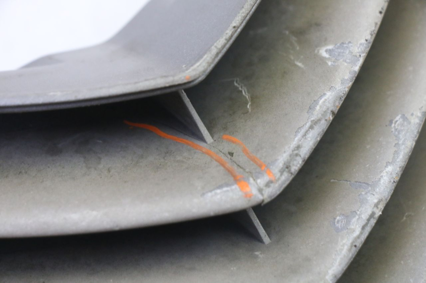 photo de CARENADO FRONTAL CONEXION PEUGEOT ELYSTAR 50 (2002 - 2014) - Detalle de la pieza