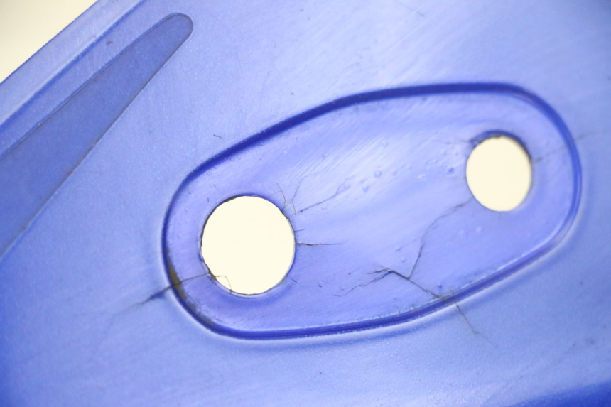 photo de CARENADO FRONTAL CONEXION STAHO FH 50 (2018 - 2019) - Primer plano técnico