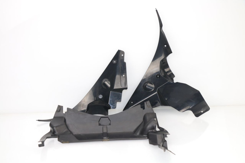 photo de JUNTA DE CARENAJE DELANTERO YAMAHA FJR ABS 1300 (2006 - 2012) - Características distintivas