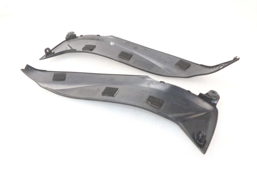 photo de CARENADO FRONTAL CONEXION SUZUKI GSX-R GSXR K16 1000 (2012 - 2016) - Otra perspectiva