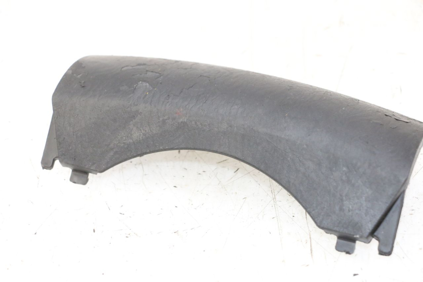 photo de CARENADO FRONTAL CONEXION HONDA FES S-WING SWING 125 (2007 - 2015) - Detalle de la pieza