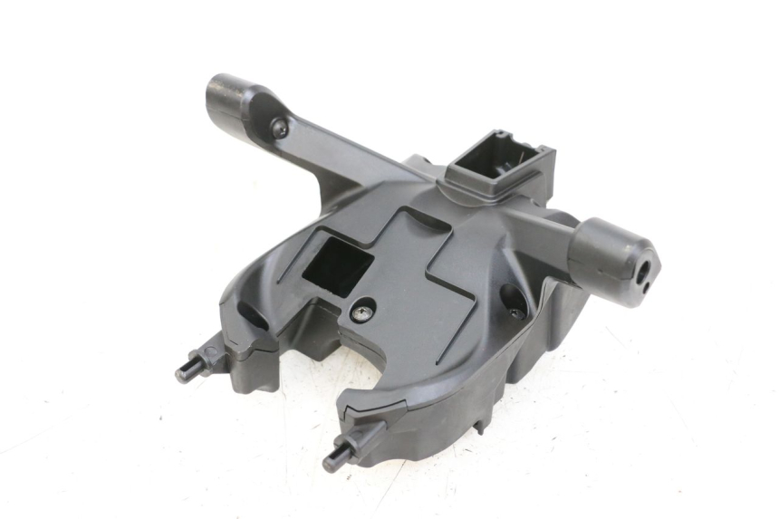 photo de CARENADO FRONTAL CONEXION HUSQVARNA SVARTPILEN 401 (2018 - 2023) - Zoom estado de uso