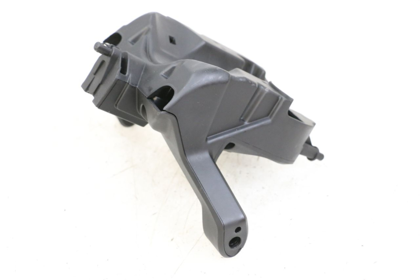 photo de CARENADO FRONTAL CONEXION HUSQVARNA SVARTPILEN 401 (2018 - 2023) - Primer plano técnico