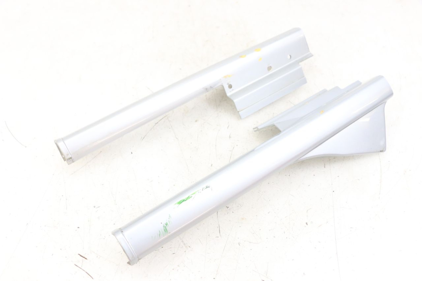 photo de JUNTA DE CARENAJE DELANTERO INF. PEUGEOT 103 VOGUE VS2 50 (2004 - 2017) - Vista principal