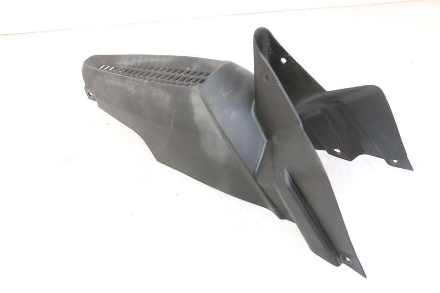 photo de CARENADO DELANTERO CONEXION QUADRO 4 4D 350 (2015 - 2018) - Otra perspectiva