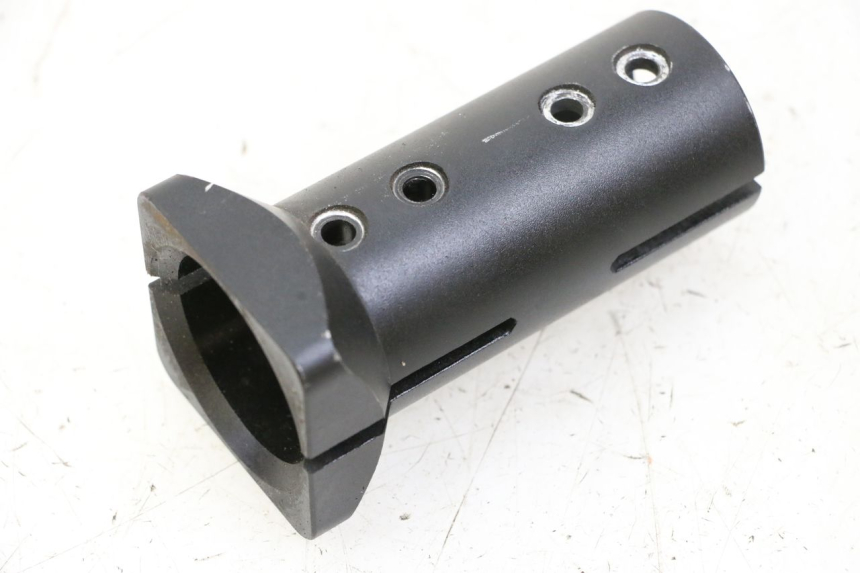 photo de JUNTA DE CARENADO DELANTERO INFERIOR DUALTRON AMINIA 1 - Primer plano técnico