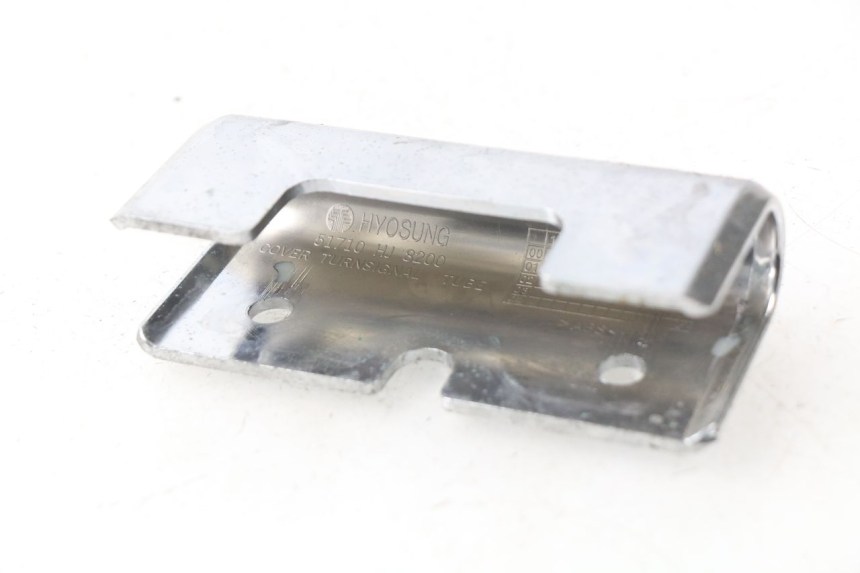 photo de CARENADO DELANTERO CONEXION HYOSUNG AQUILA GV 125 (2009 - 2016) - Zoom estado de uso