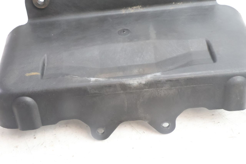 photo de JUNTA CARENAJE DELANTERO INF. BMW C1 125 (2000 - 2003) - Zoom estado de uso