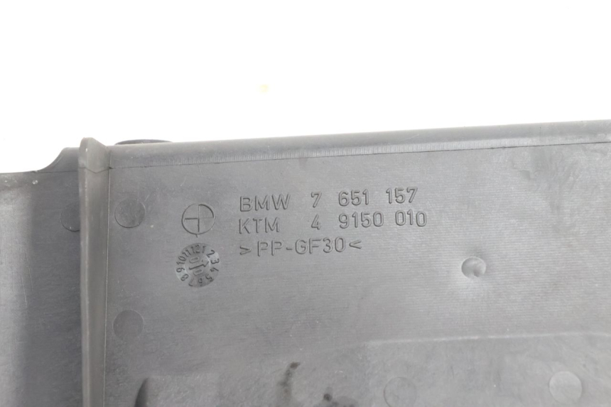 photo de JUNTA CARENAJE DELANTERO INF. BMW C1 125 (2000 - 2003) - Detalles de los puntos de fijación