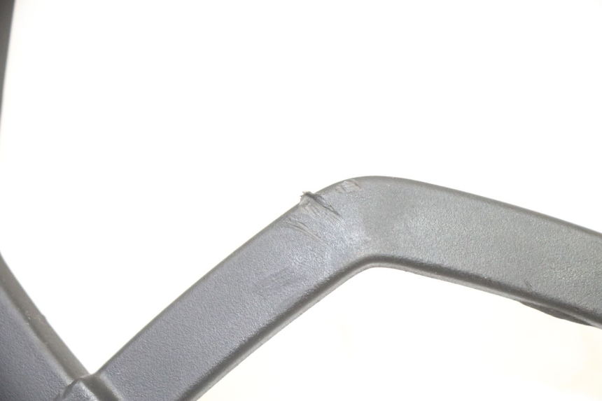 photo de CARENADO DELANTERO CONEXION PEUGEOT KISBEE 4T 50 (2018 - 2022) - Zoom estado de uso