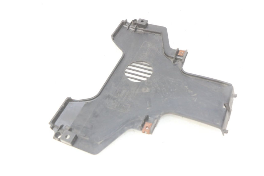 photo de JUNTA CARENAJE DELANTERO INF. PIAGGIO MP3 LT 300 (2010 - 2016) - Zoom estado de uso