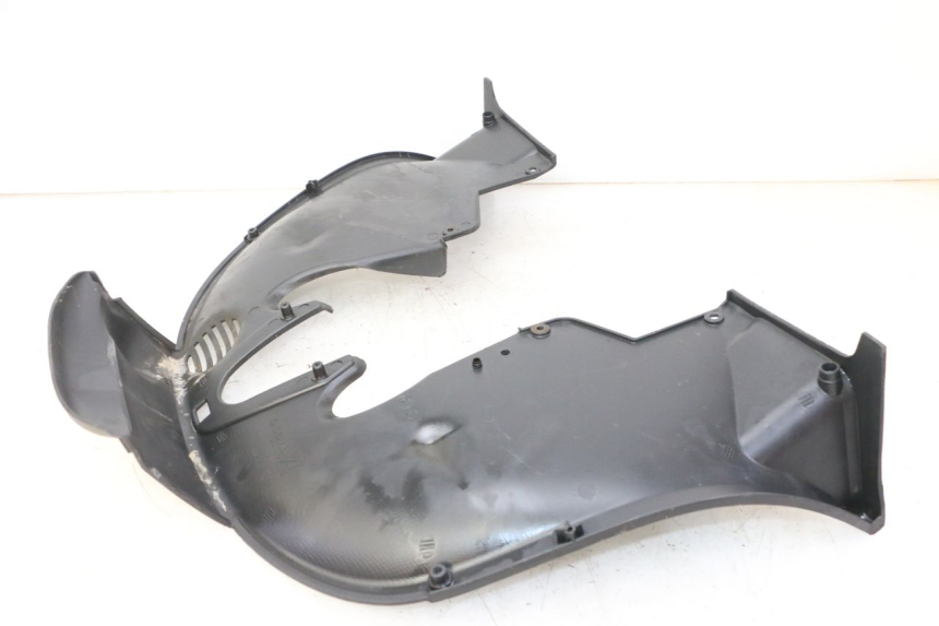 photo de JUNTA CARENAJE DELANTERO INF. PIAGGIO MP3 LT 300 (2010 - 2016) - Zoom estado de uso